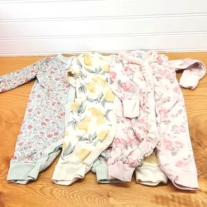 Modern Moments Sleep and Play 3 Piece Bundle Size 0-3 Months